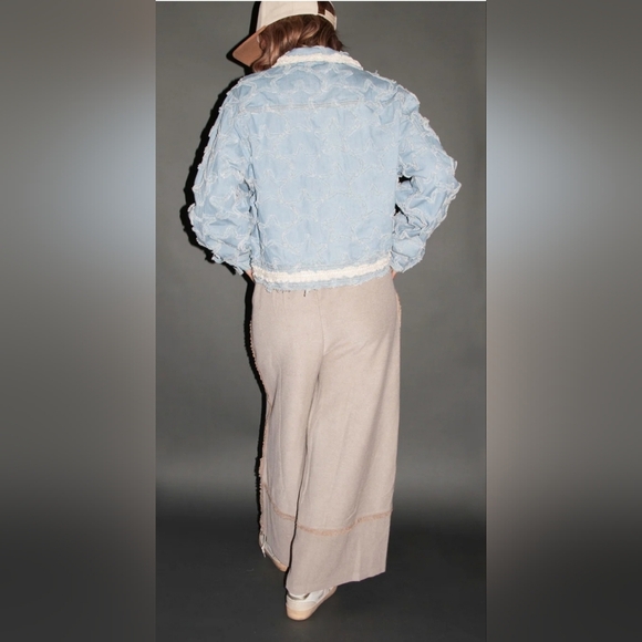 POL Star Textured Raw Hem Long Sleeve Denim Jacket Size S - Picture 4 of 15